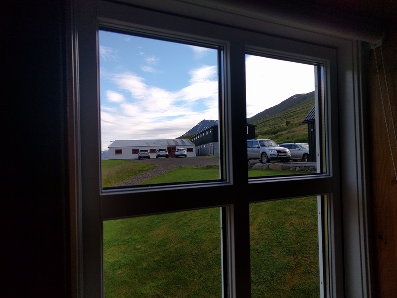 a window, through which
unsurprisingly mountains can be seen