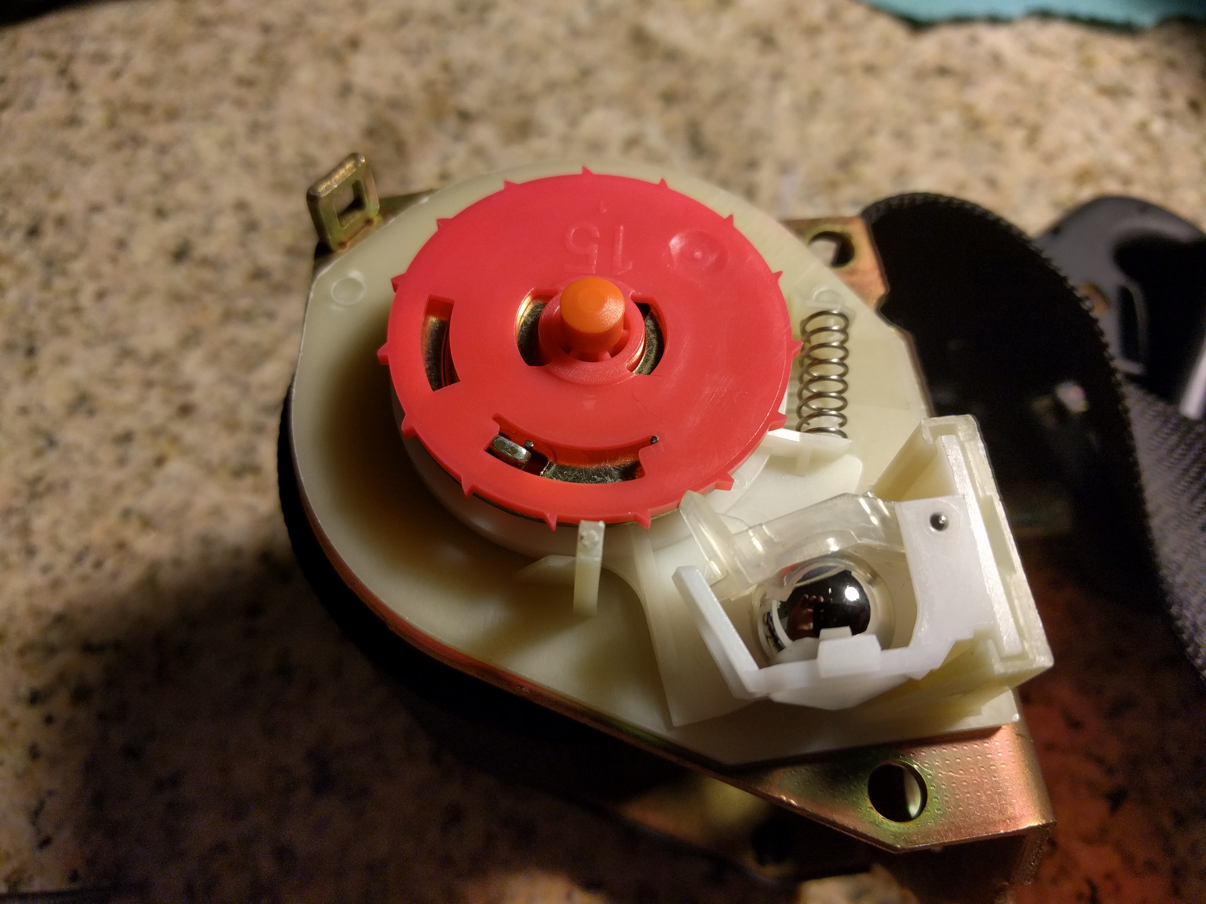 Principal 108+ imagen seat belt retractor spring In.thptnganamst.edu.vn